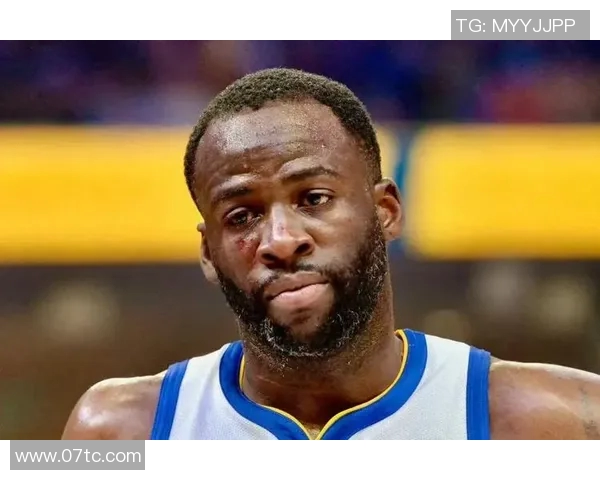 德雷蒙德格林的篮球生涯与领导力:从新秀到冠军核心的成长之路